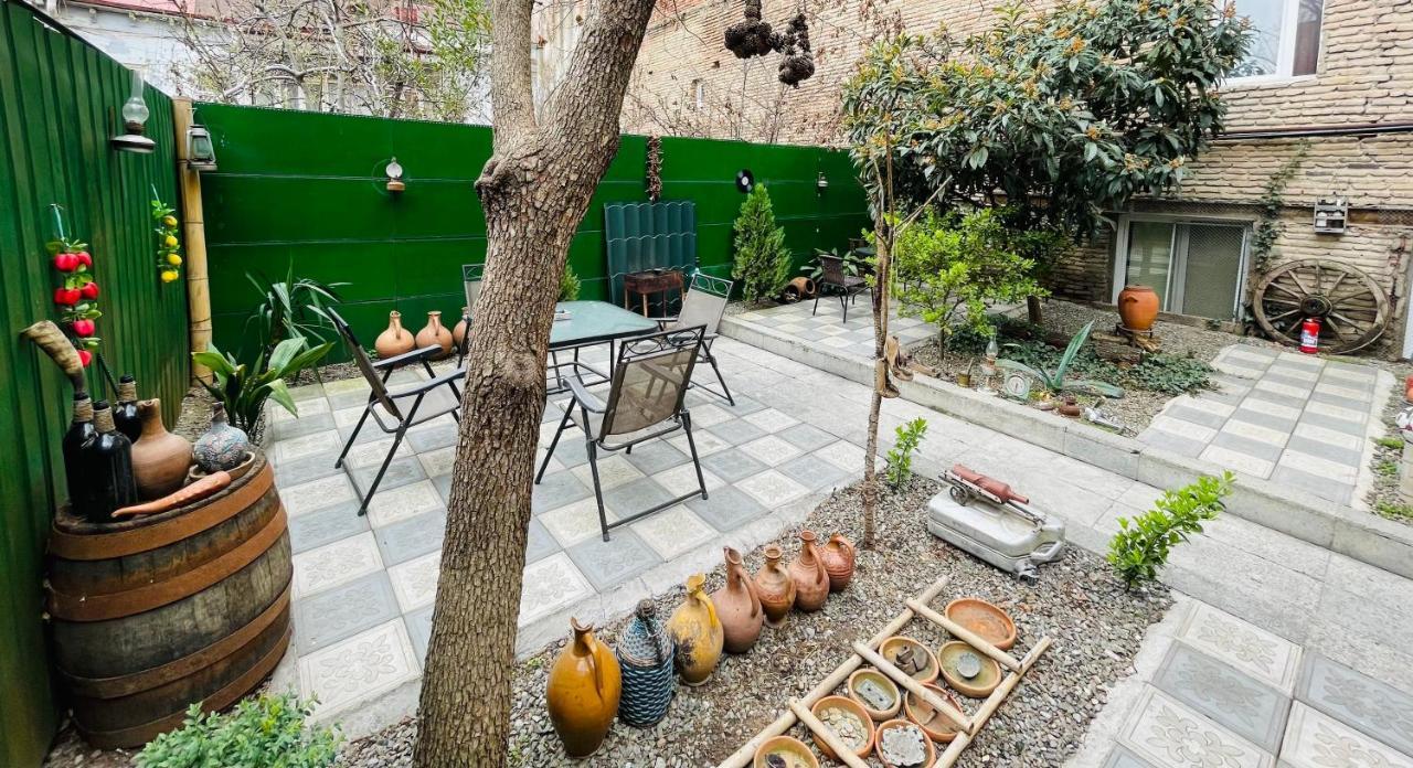 Book Hotel Tbilisi Exterior foto